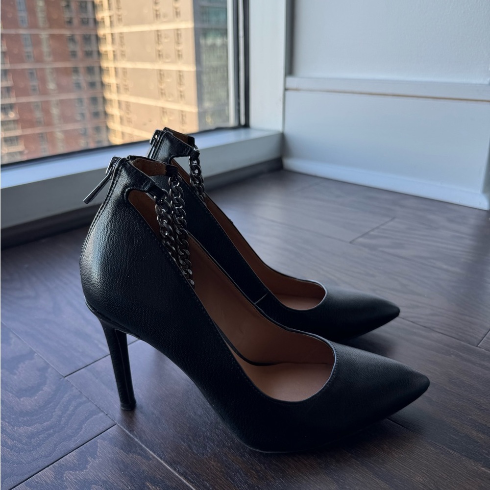 Jessica Simpson Black Heels